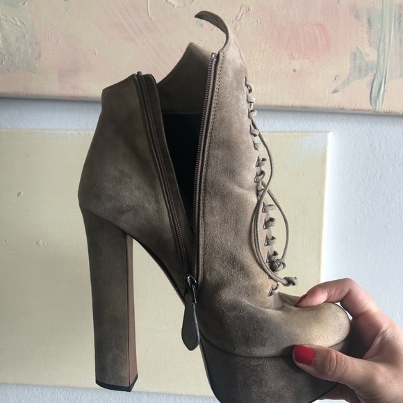 alaia grey boots - Picture 2 of 5